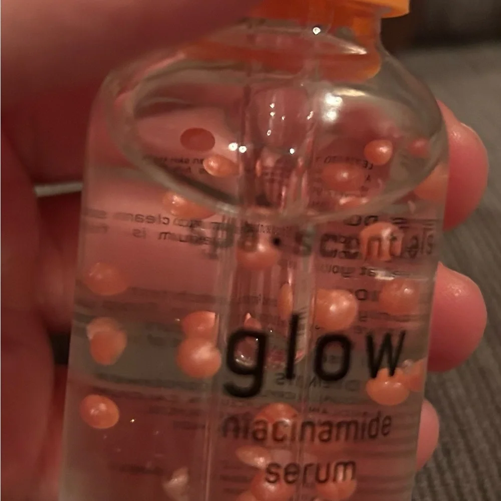 Spa Scentials Glow Niacinamide Serum-Brighten & Tone-Daytime or Nightime Use